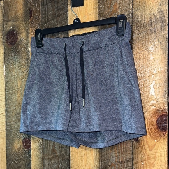 Lululemon shorts - Picture 1 of 2